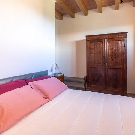 Casale Nora سيينا